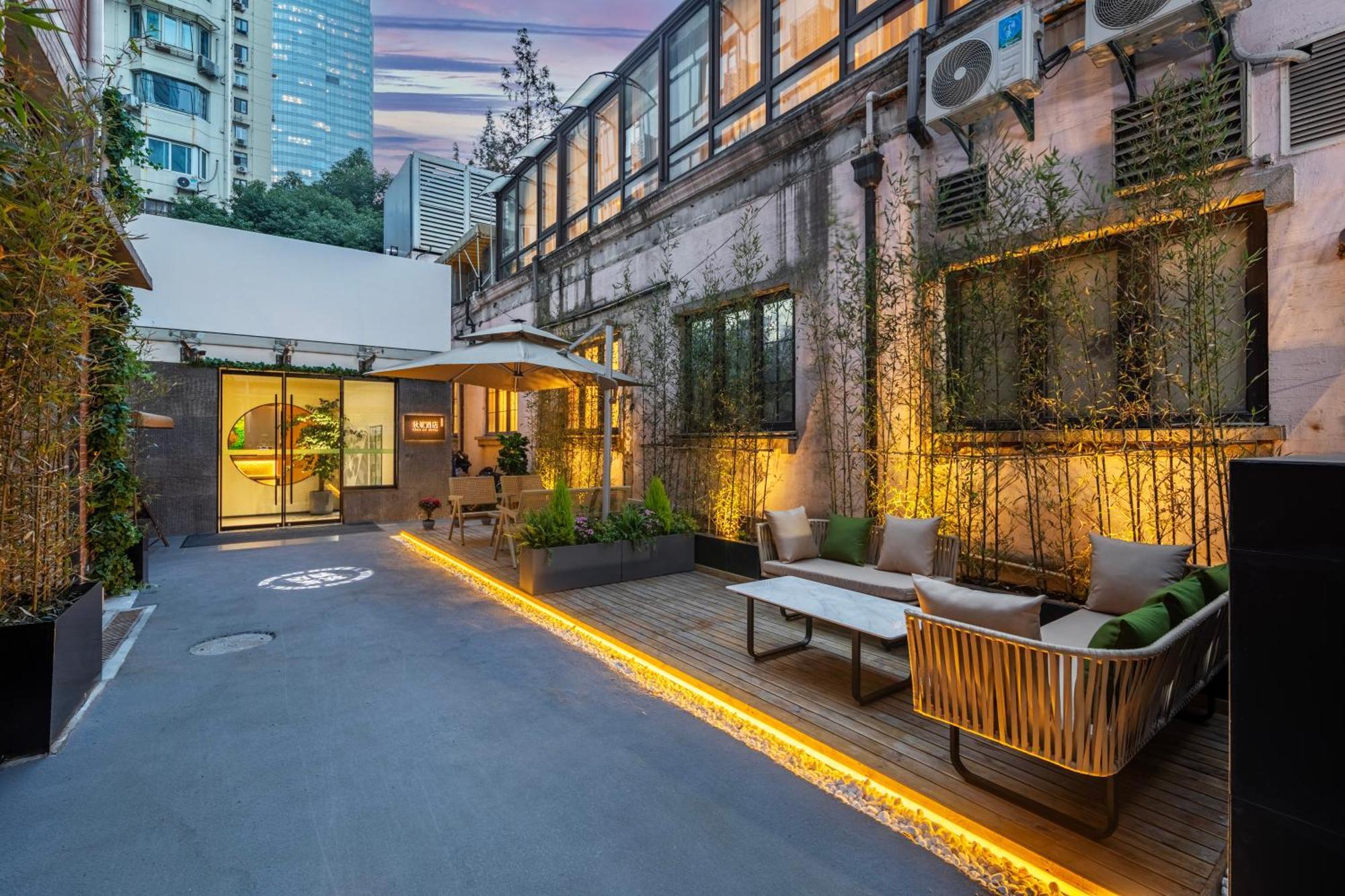 True Go Hotel - Shanghai Jing'An Temple Nanjing West Road Exterior foto